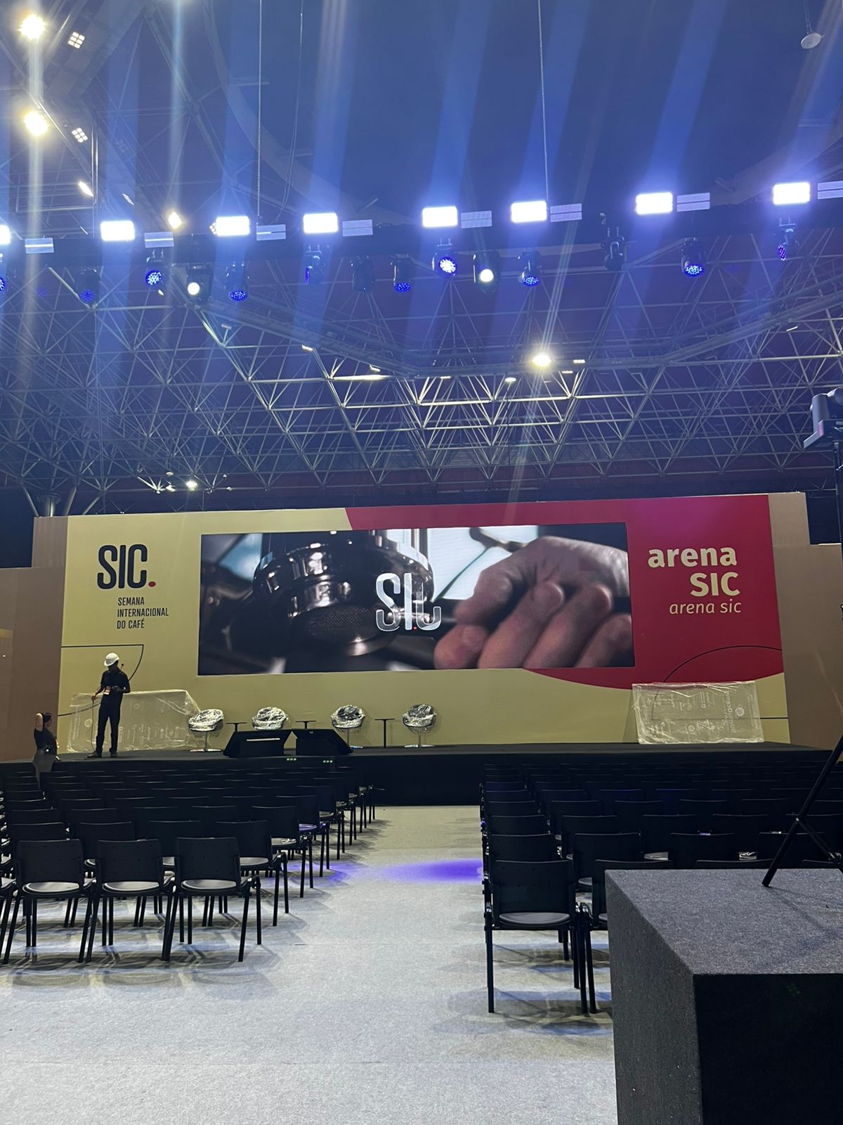 53c653e4-c036-4cfa-b19f-988b3edfccfe